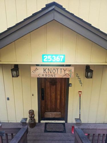 Long Barn House | Peaceful Mountain Cabin with Private Lake and Game Room Near Long Barn, California