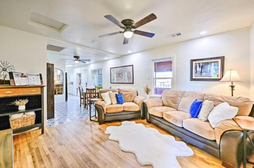 Woodlake House | Peaceful Ranch Home w/Sierra Nevada Views