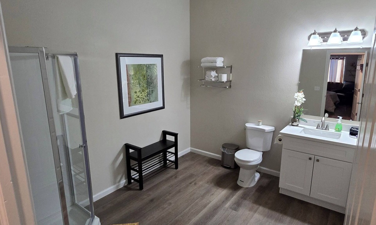 Pahrump House | Peaceful Serene Desert Retreat 3-Bedroom, 2-bath in Pahrump, NV with amenities