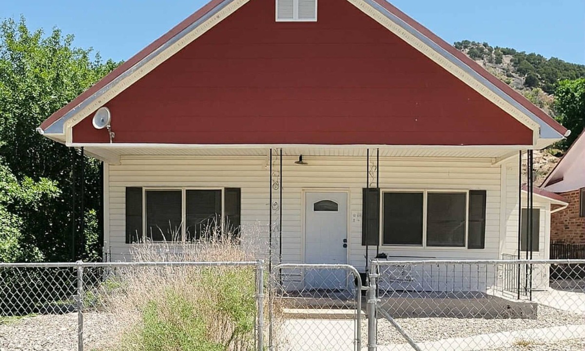 Eureka House | Perfect 2-bedroom house in Eureka for a relaxing getaway