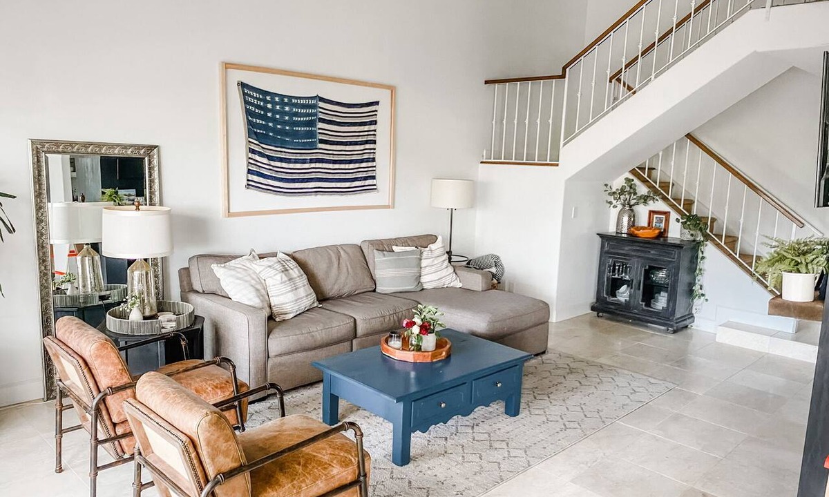 East Bluff House | Perfect Family Home in Newport Beach - Close to Back Bay and all you need!
