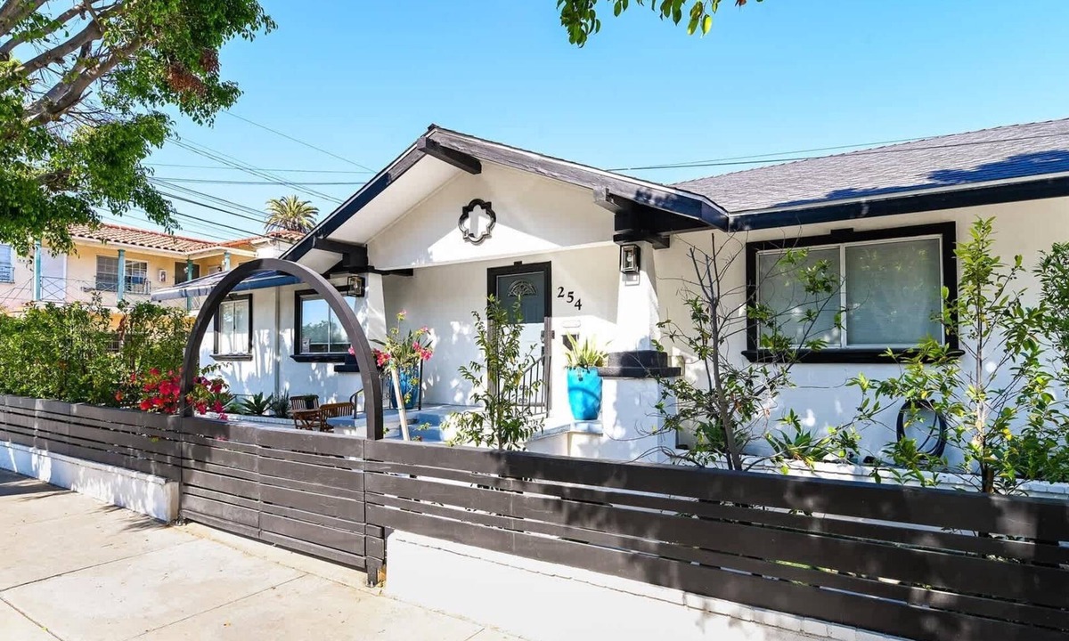 Alamitos Beach House | Pet Friendly, Walk to Beach, Sleep 8