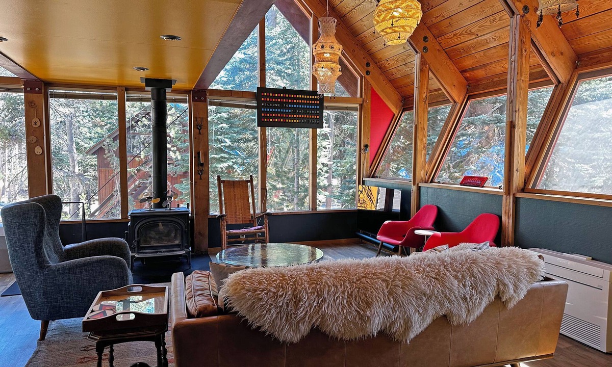 Serene Lakes Cabin | Pikas Perch: Luxury Summit Cabin