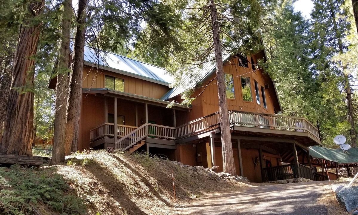 Long Barn Cabin | PinecrestAreaRentals #5 Gorgeous! 3rd night free. Just Book 2nights.