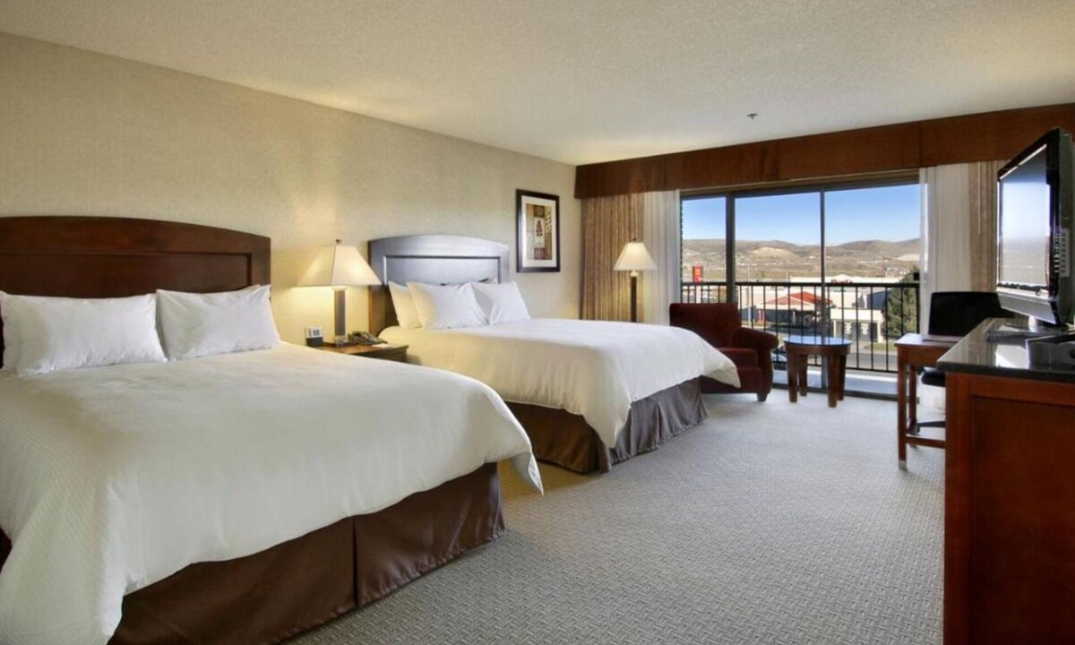 Elko Hotel | Pleasant Stay! Outdoor Pool, Parking, Pets Allowed, Close to Elko State Park!