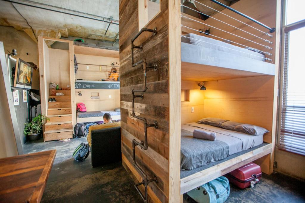 Hollywood Hostel | PodShare Hollywood