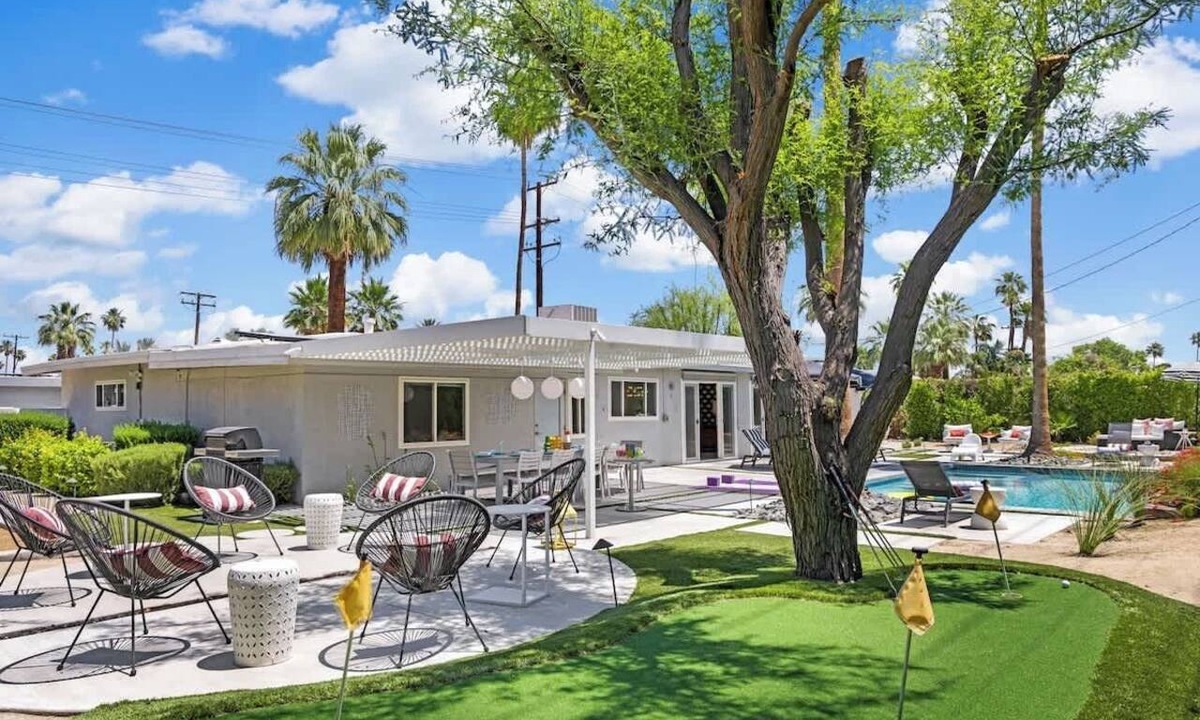Tahquitz River Estates House | Poolside Palms: Great Pool, Bocce Ball, Firepit