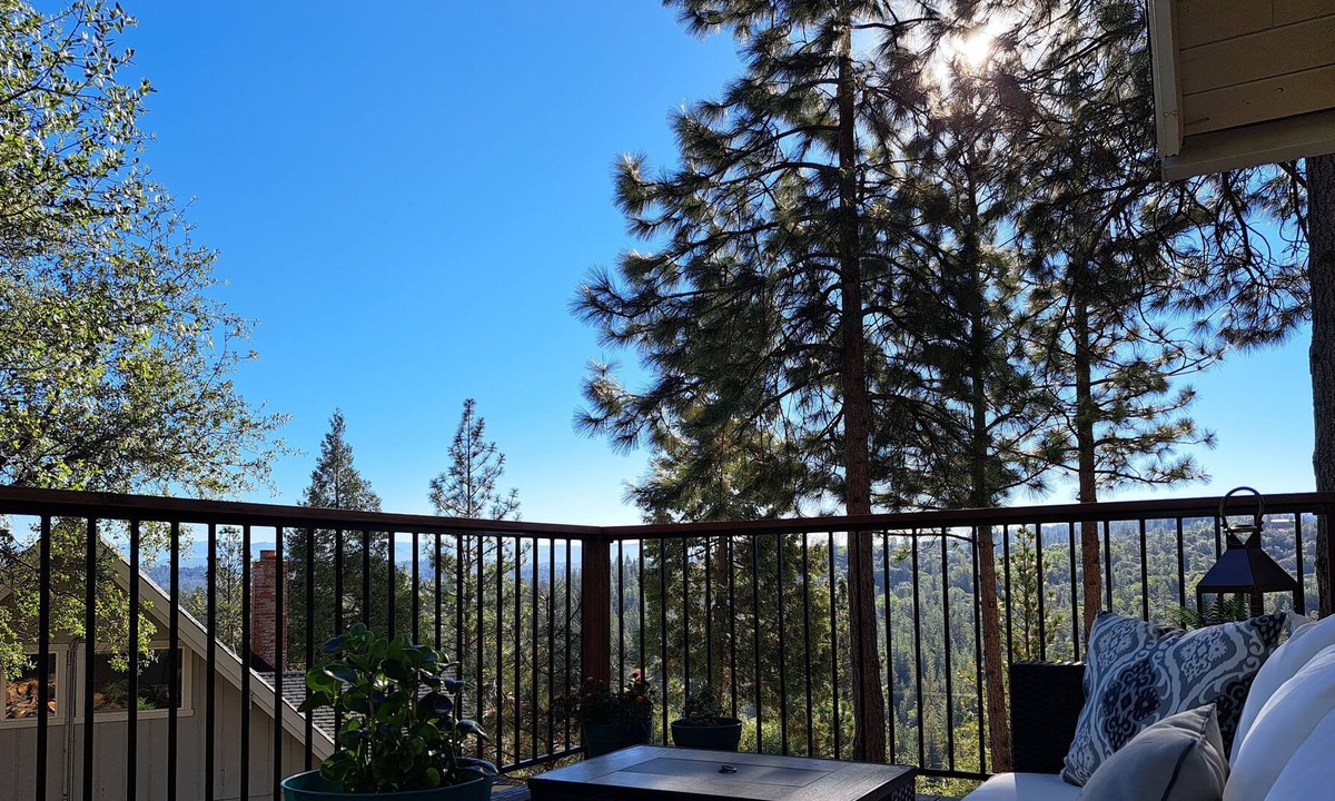 Groveland House | Private Gated Pool With 100 Mile Views
