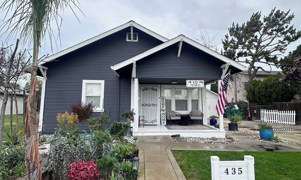 Lodi Cottage | Quaint 2-bedroom cottage in charming Lodi