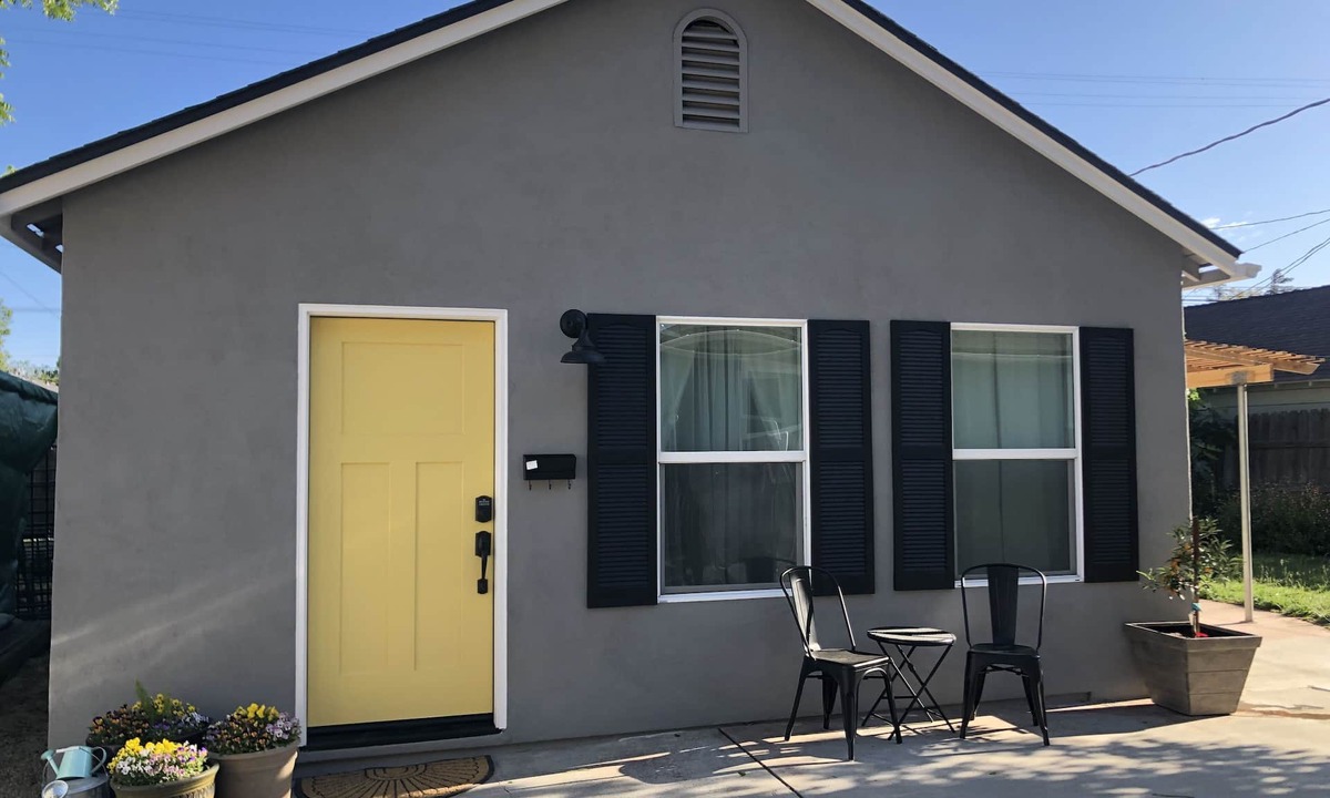 Turlock Apartment | Quiet and cozy cottage near cute downtown