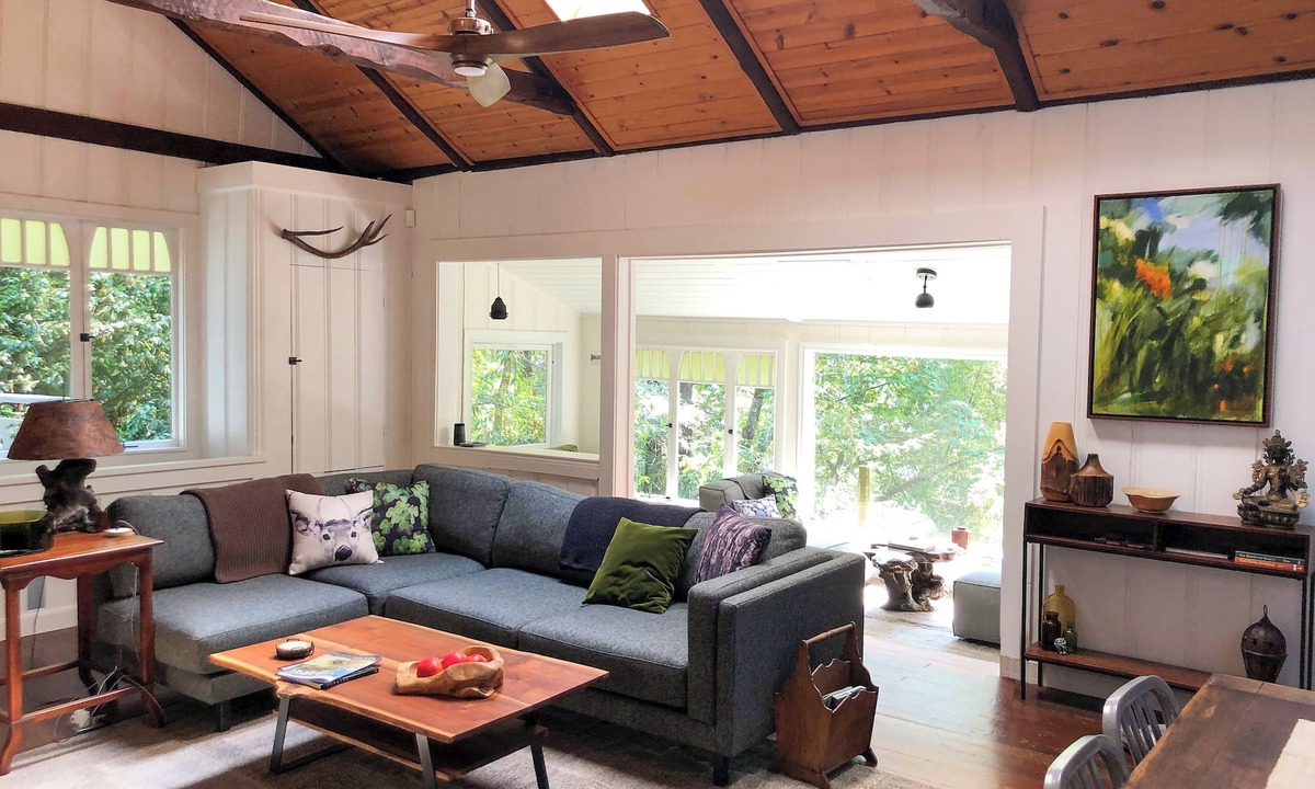 Monte Rio Cottage | Redwood Retreat: Charming Alpine Cottage