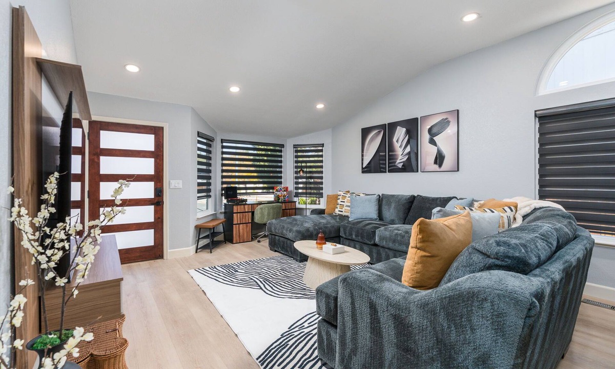 Reno/Tahoe Airport House | Reno Haven - Renovated Pet-Friendly Convention