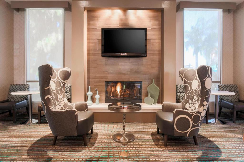 West Park Community Hotel | Residence Inn Bakersfield