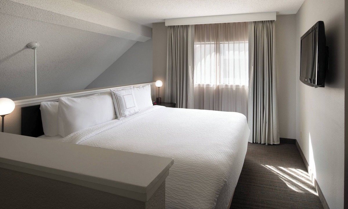 Glenwood Grove - North Iris Hotel | Residence Inn By Marriott Boulder