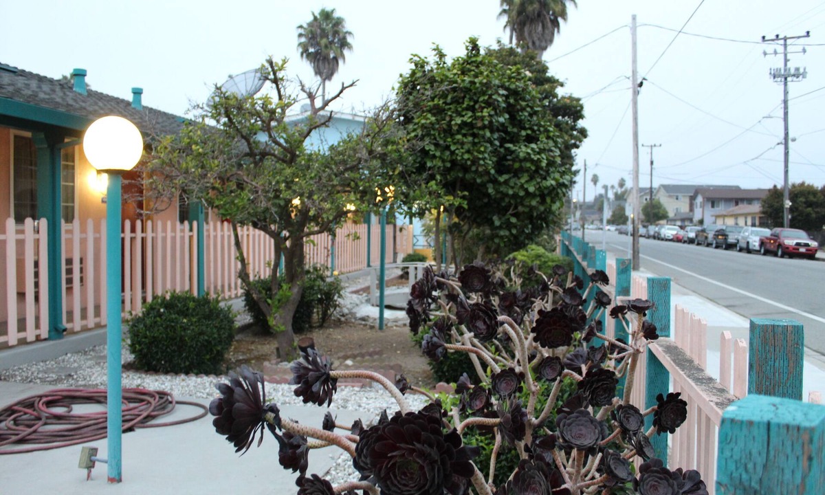 Westside Santa Cruz Hotel | Riverside Inn & Suites Santa Cruz