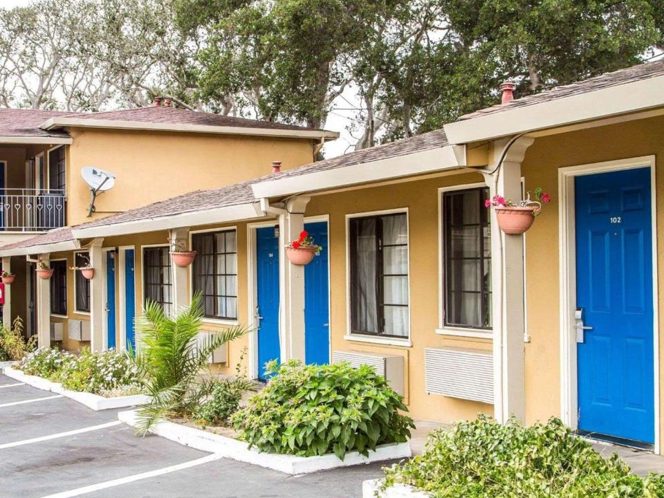 North Fremont Street Hotel | Rodeway Inn Monterey Near Fairgrounds