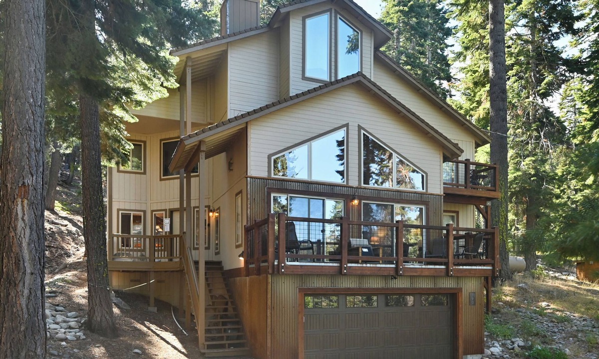 Fallen Leaf House | Rogers Retreat Home at Fallen Leaf Lake