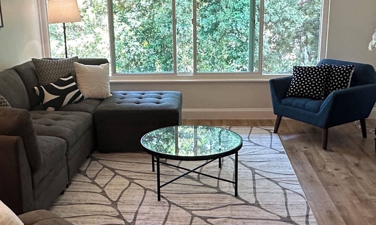 East San Roque Condo | SB Mission Garden Getaway