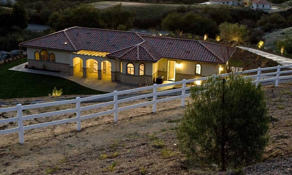 Temecula House | Select Winter Weekends Available! 5-STAR Luxury Wine Country Mini-Estate