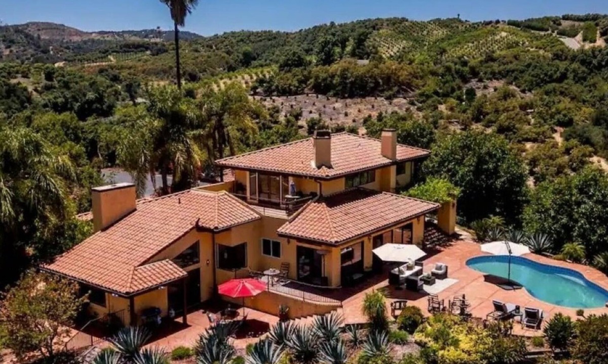Temecula Villa | Serene 4-bedroom Hilltop Villa with breathtaking views