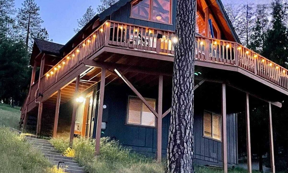 Groveland Cabin | Serenity View, Peaceful & Cheerful 3BD Cabin.