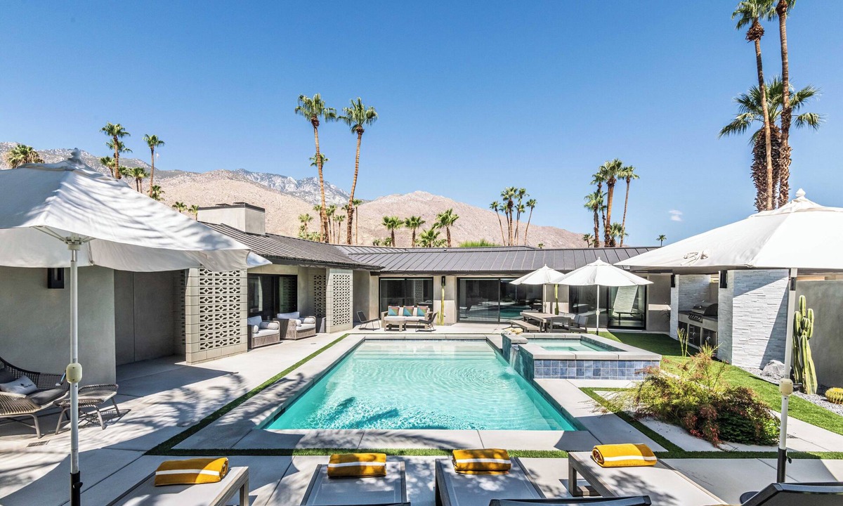 Indian Canyon House | Sierra Modern: Seamless Luxury in Indian Canyons