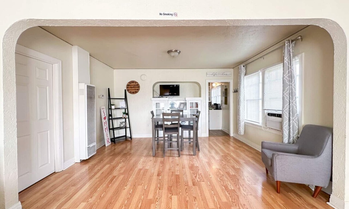 Porterville House | Sierra View Retreat located near downtown Porterville