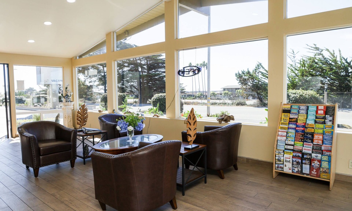 San Simeon Hotel | Silver Surf Motel