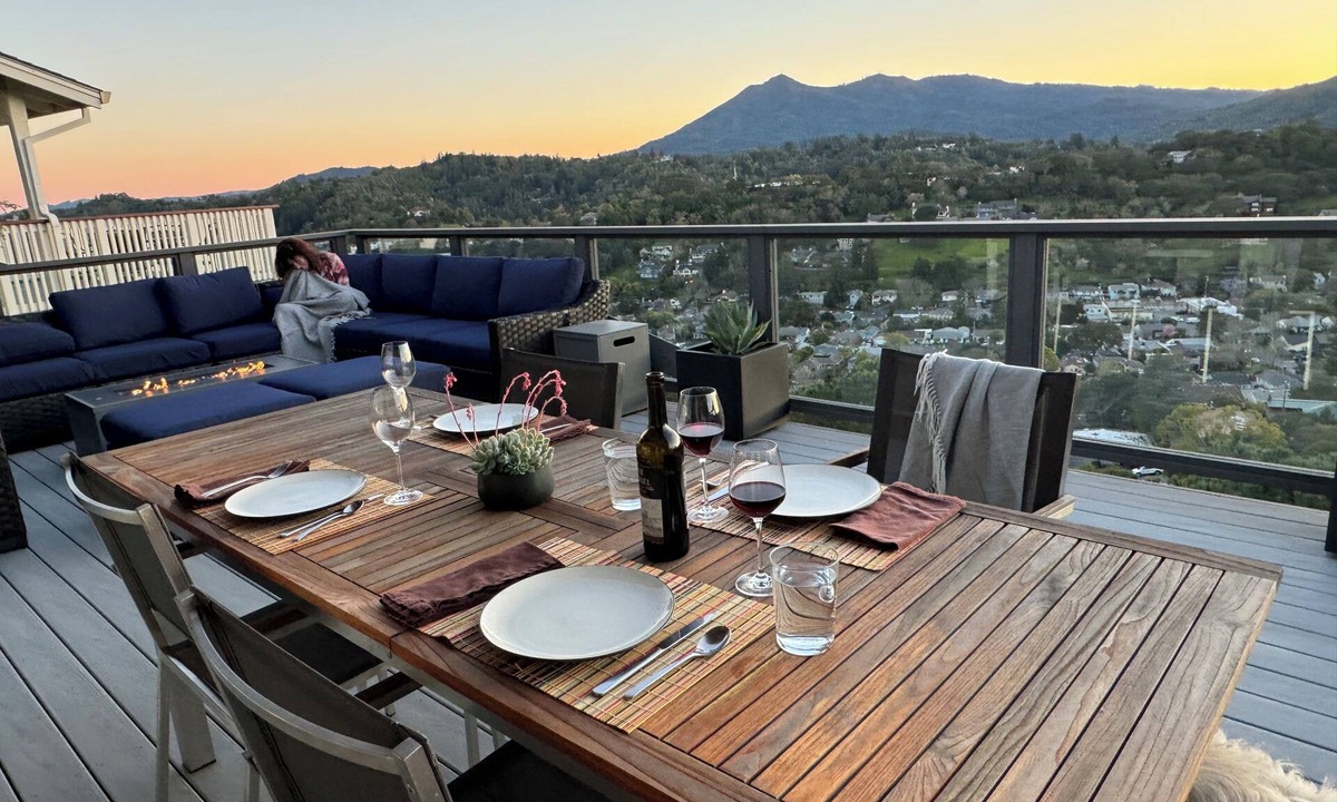 San Rafael House | Skyline Views Retreat – 2BR + Office San Rafael Escape with AC