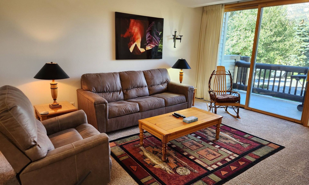 Mammoth Lakes House | Snowcreek Resort Vacation Rental 934