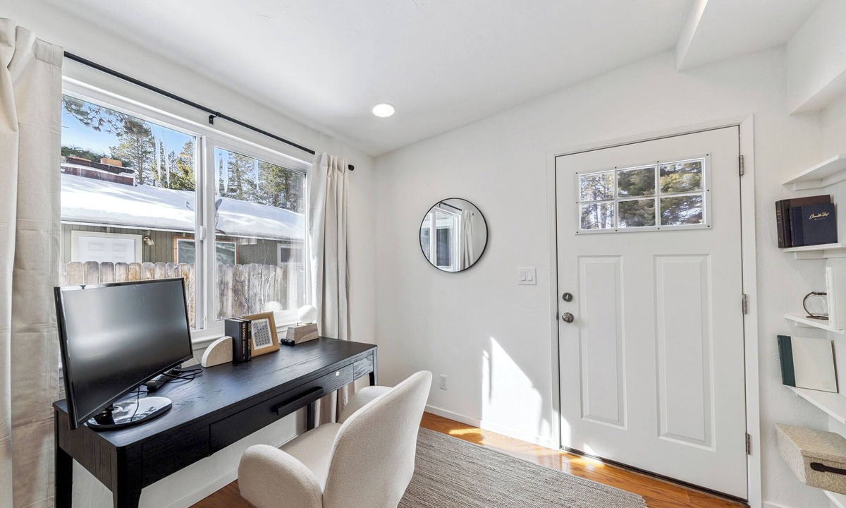 South Lake Tahoe House | South Lake Tahoe cozy 2 bedroom remodeled MV96