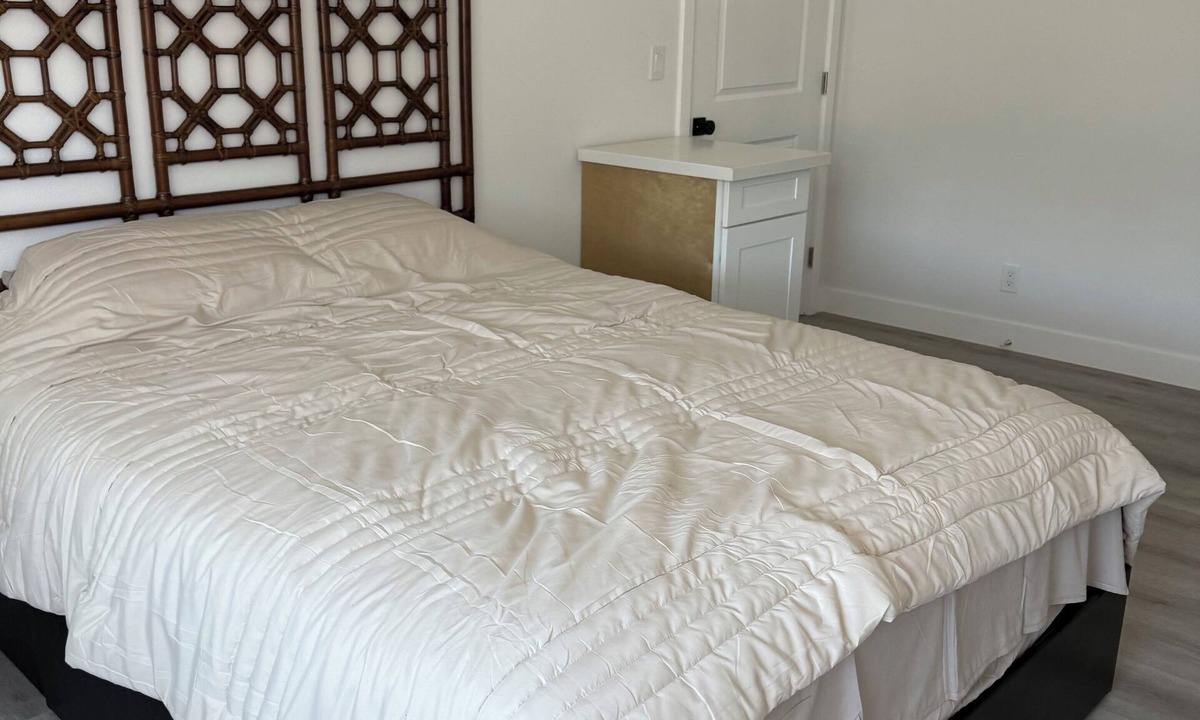 East San Jose Apartment | Spacious 3-bedroom studio in fabulous San Jose with AC Evergreen Area