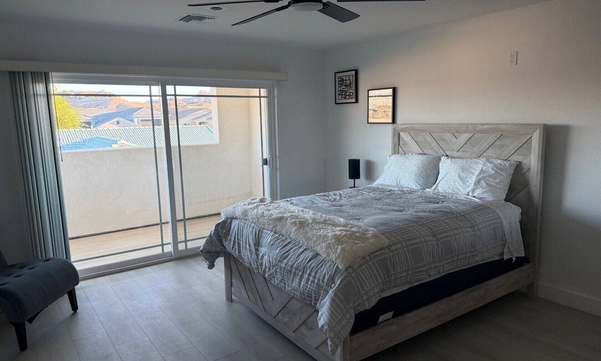 Sunridge Estates House | Spacious 5-bedroom house with AC in charming Bullhead City