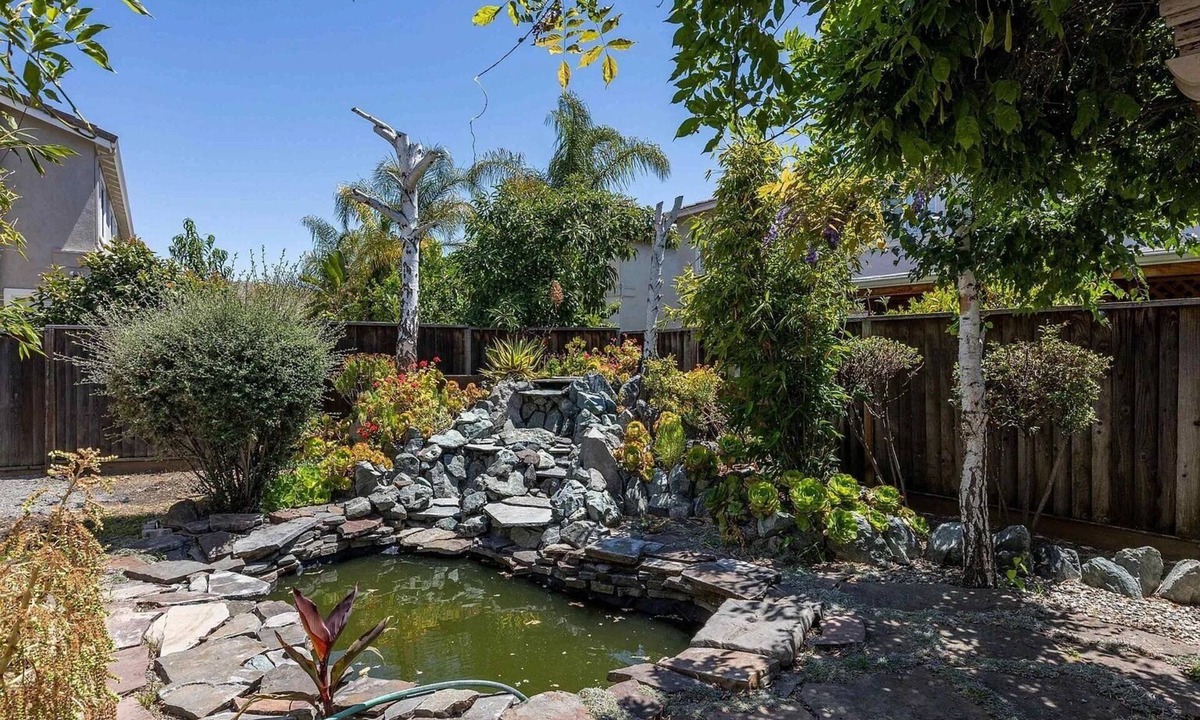 Tennyson - Alquire House | Spacious 6-bedroom house in amazing Hayward