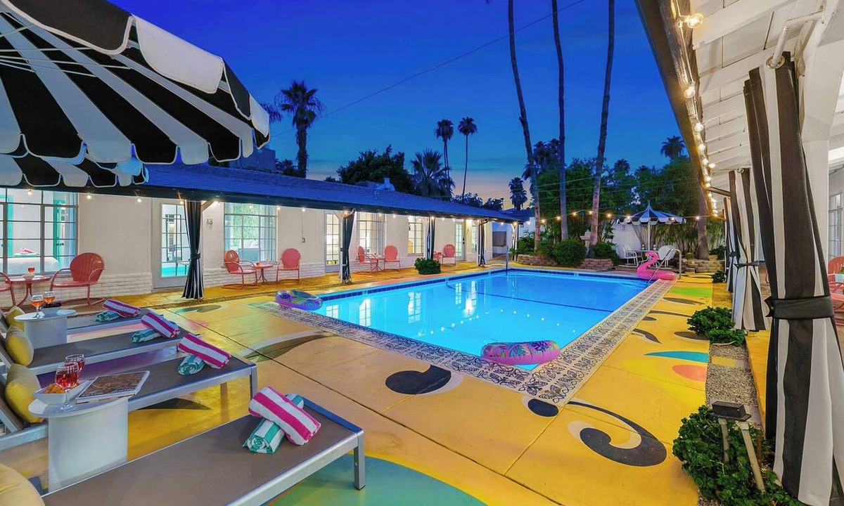 Tahquitz River Estates Hotel | Spirit of Sofia Villas 11BR Private Group Buyout