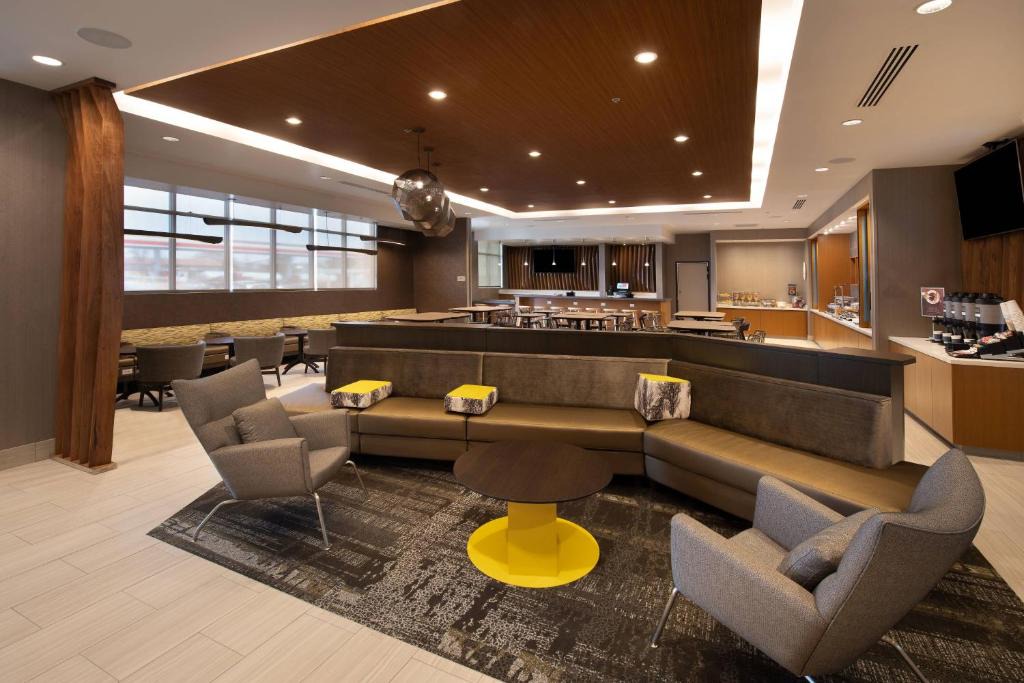 Reno/Tahoe Airport Hotel | SpringHill Suites by Marriott Reno