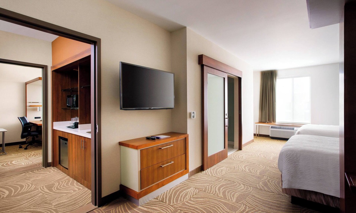 Burbank Hotel | SpringHill Suites Los Angeles Burbank/Downtown
