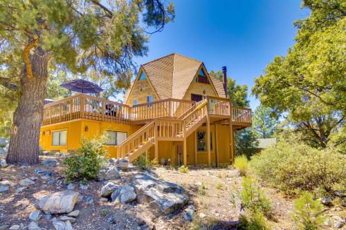 Pine Mountain Club House | 'Star House' Unique Home w/360 Mountain Views!