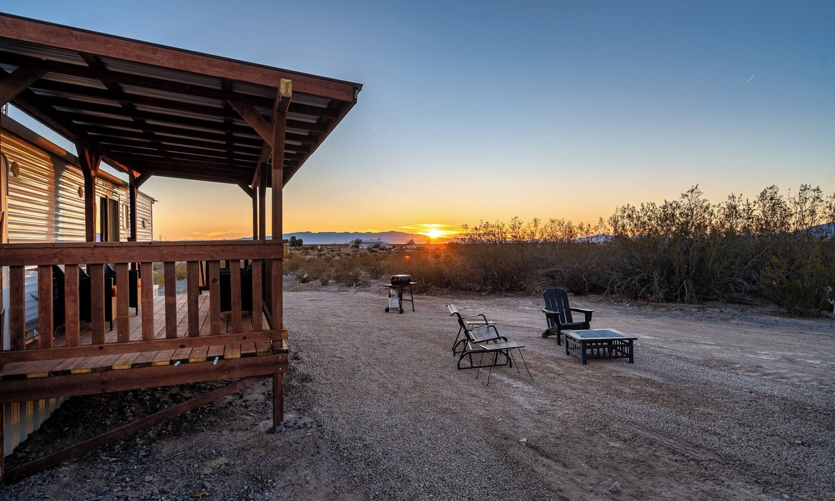 Park Village House | Starry Skies Glamping w/EV Charger, Stargazing, Hiking