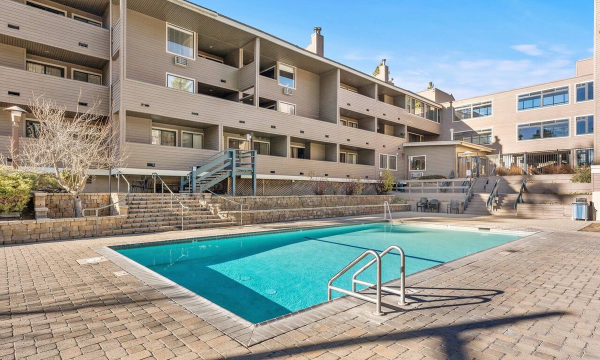 Tahoe Meadows Condo | Steps to Beach | Views | Shared Pool & Hot Tub