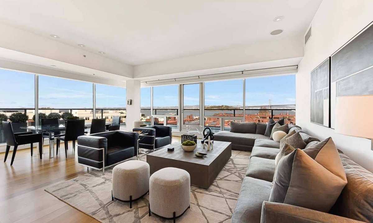 Downtown San Francisco Apartment | Stunning Penthouse Apartment with Panoramic Views
