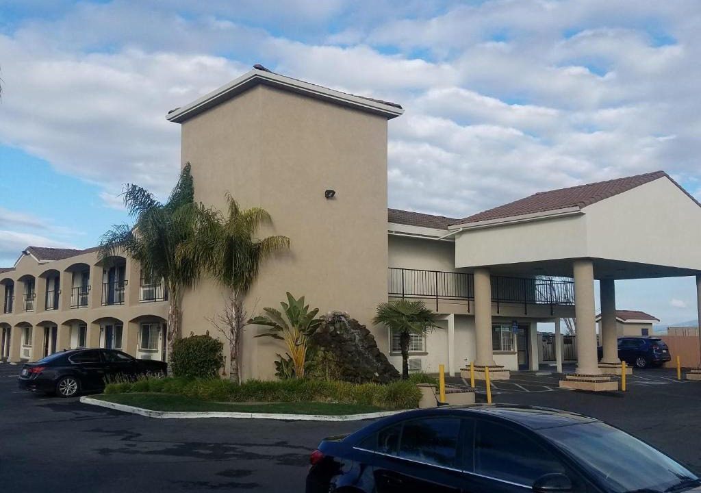 Hollister Hotel | SureStay Hotel by Best Western Hollister