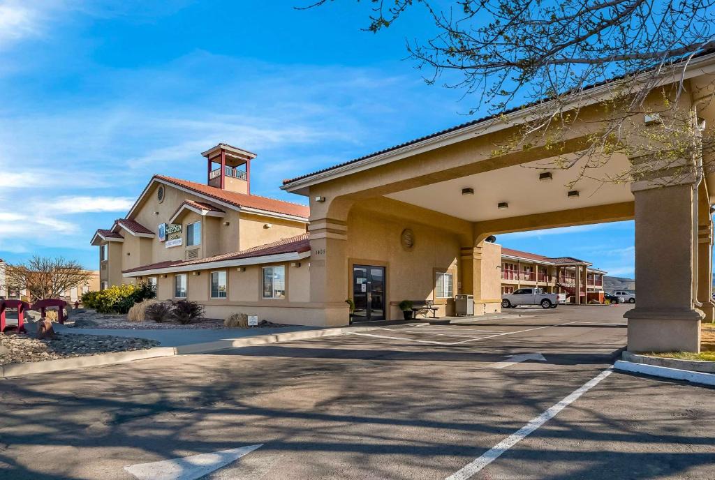 Fernley Hotel | SureStay Hotel by Best Western Fernley
