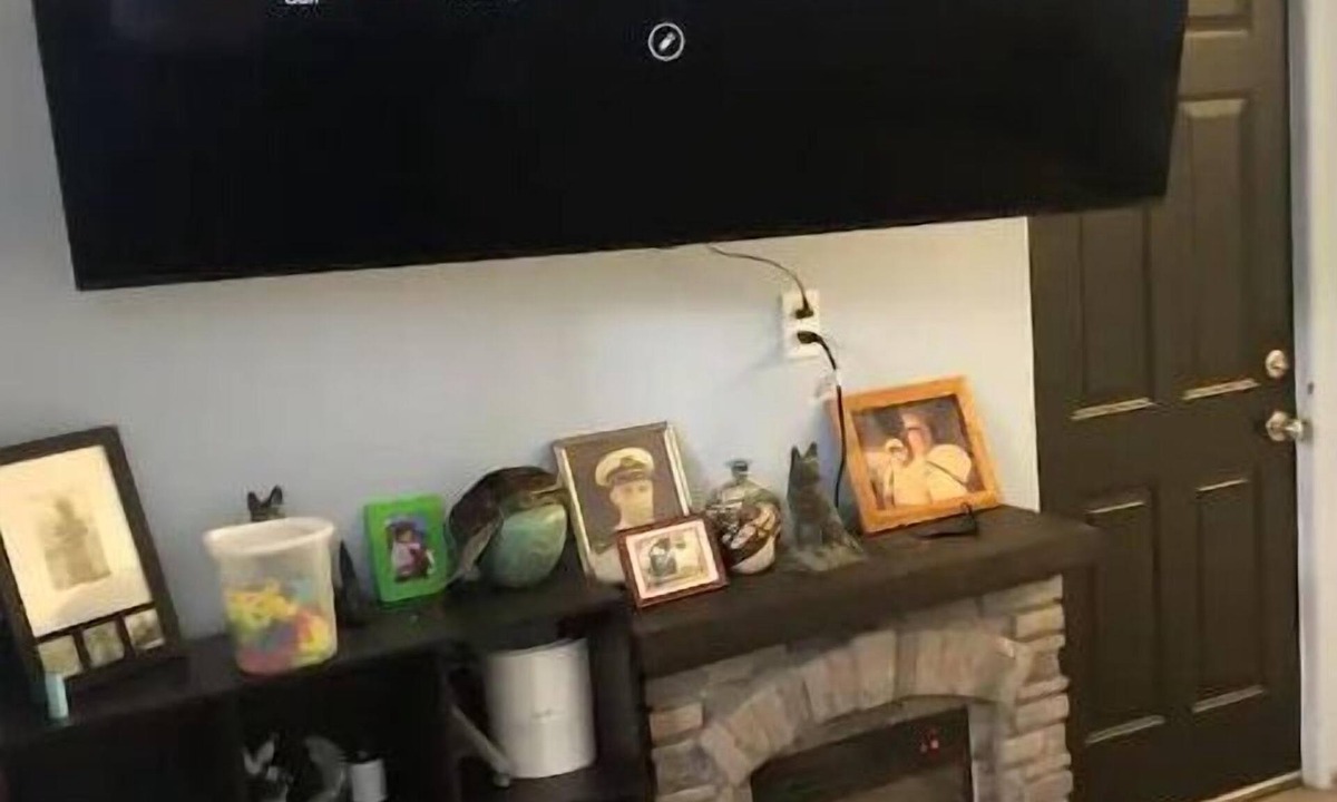 San Clemente Apartment | Surf Ghetto studio stepsfrom north beach-Metrolink