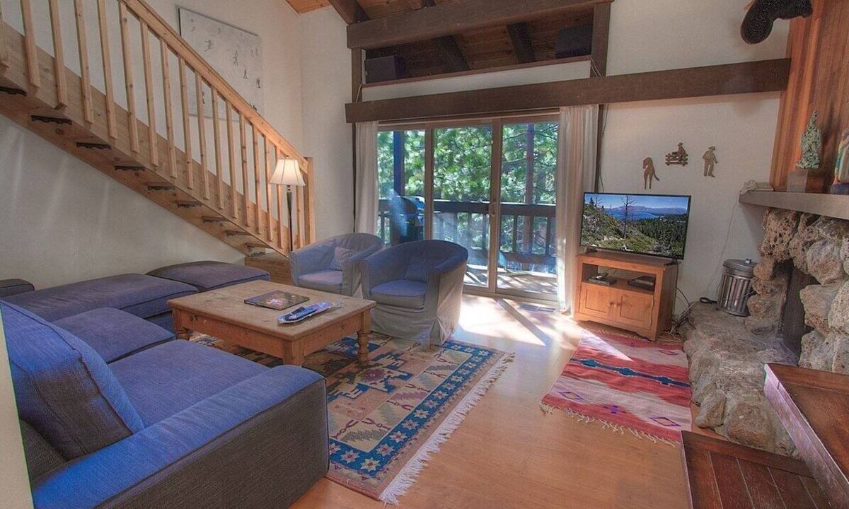 Dollar Point Condo | Tahoe Condo | Summer Pool | Near Bike Trails