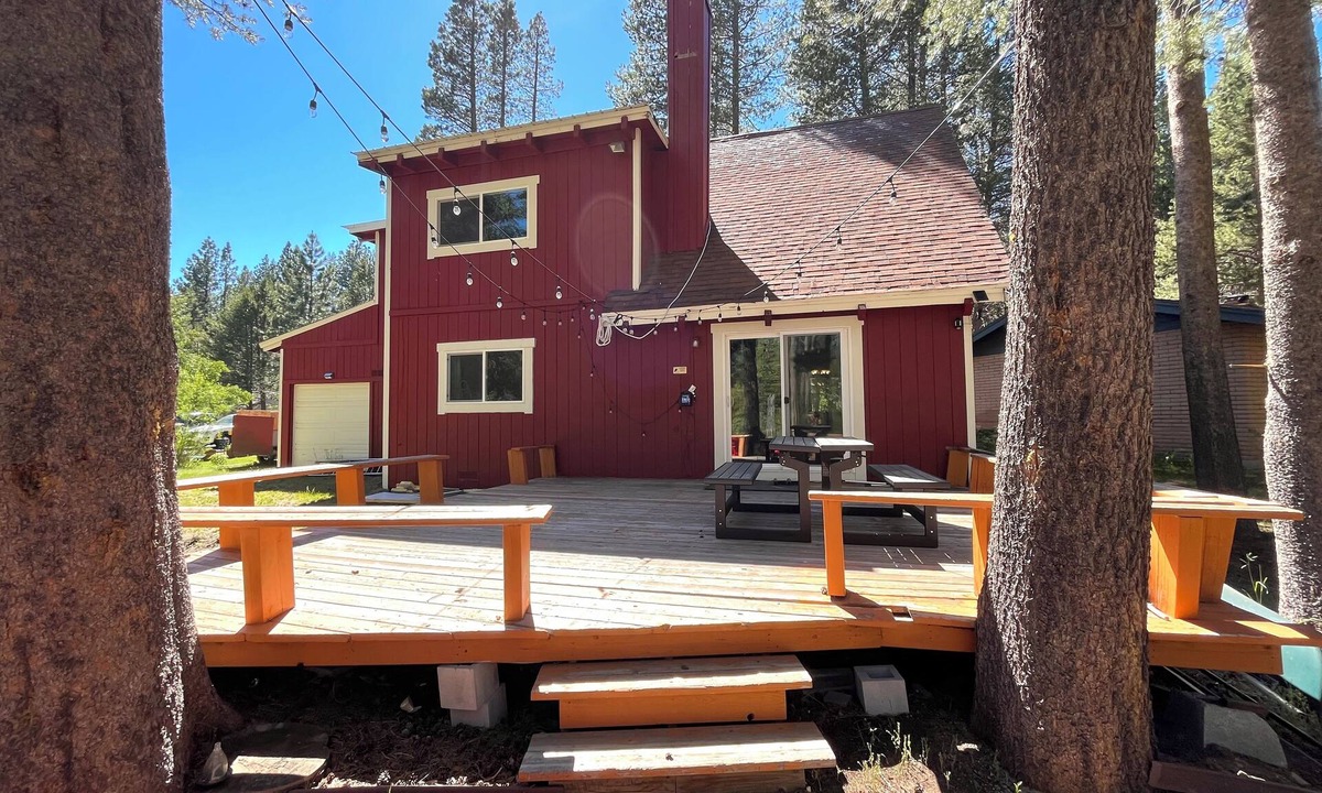 Country Club Estates House | Tahoe Living at the Forest’s Edge - 2BR + Loft, Near Heavenly & Beaches