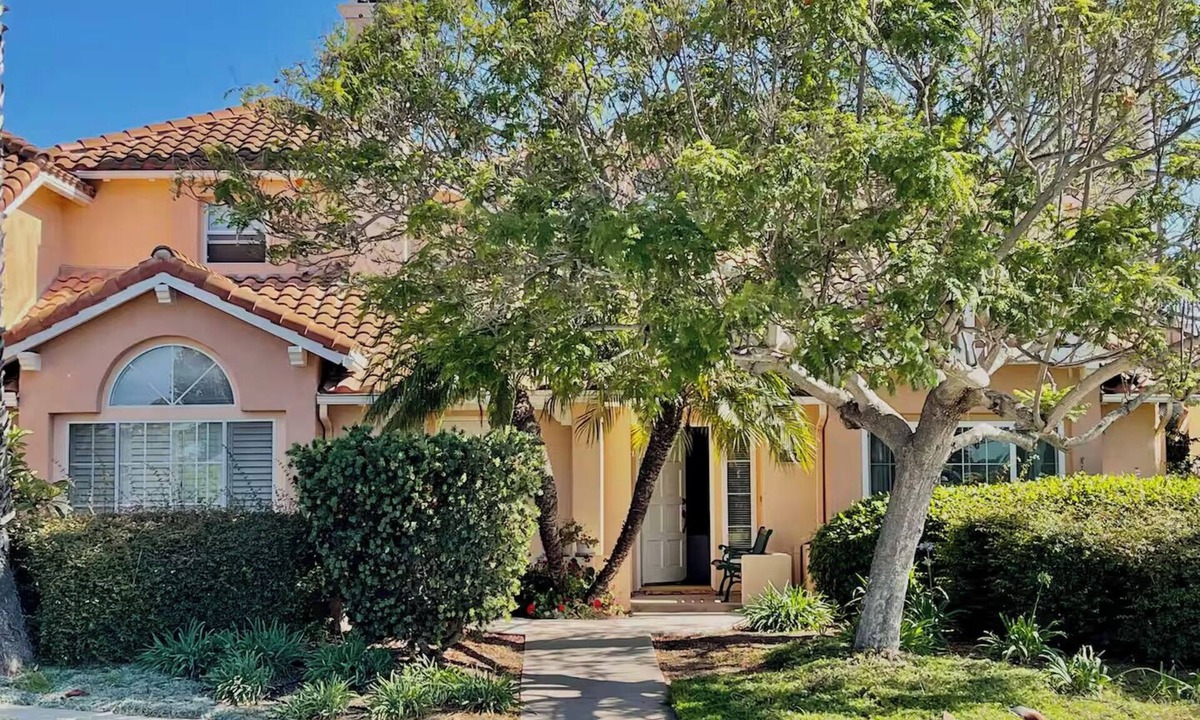 Goleta House | Tasteful, spacious, pool/jacuzzi, near beach, nature preserve, UCSB