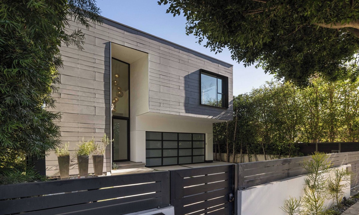 Beverly Grove House | The Cosmopolitan Villa