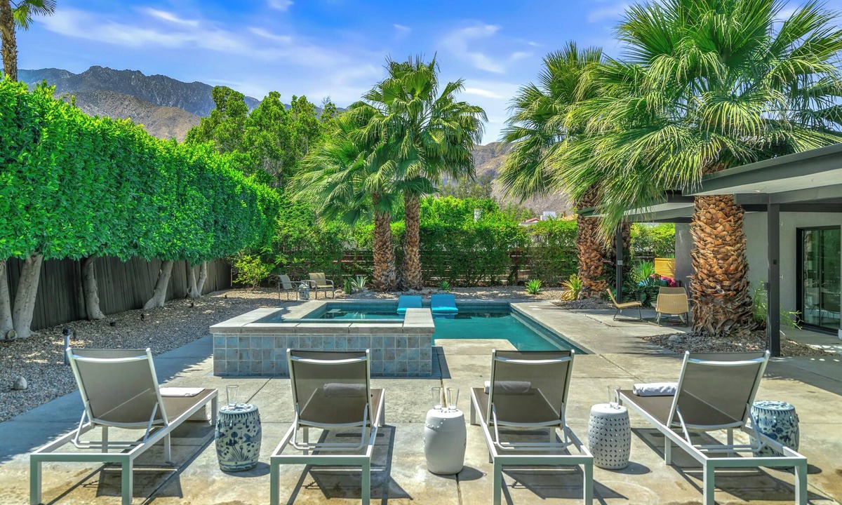 Vista Norte House | The Happy Palm Hideaway - Private Palm Springs Getaway with Pool, Spa & Yard