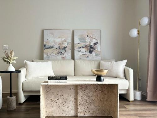 Marina del Rey Apartment | The Hideaway in MDR, FREE Parking, Heated Pool